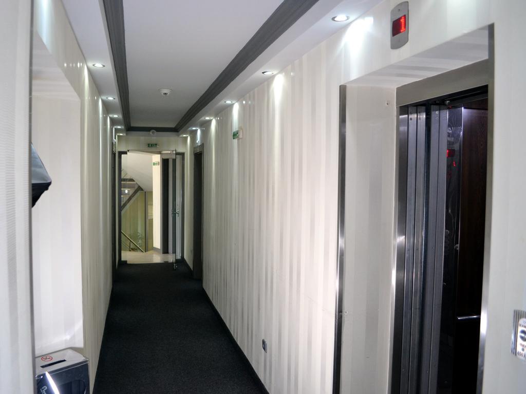 Elate Plaza Hotel Sofia Buitenkant foto