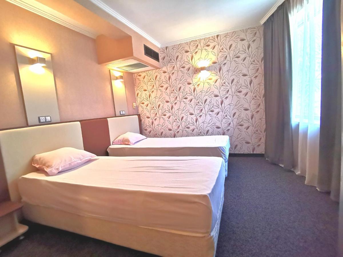 Elate Plaza Hotel Sofia Buitenkant foto